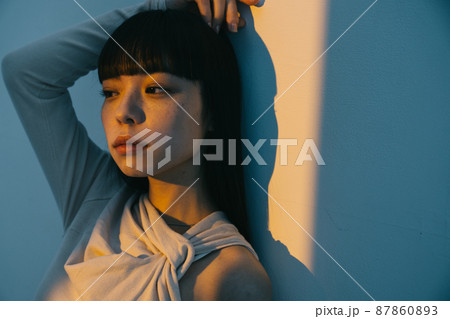 20代女性のポートレート 20代女性のポートレート 87860893