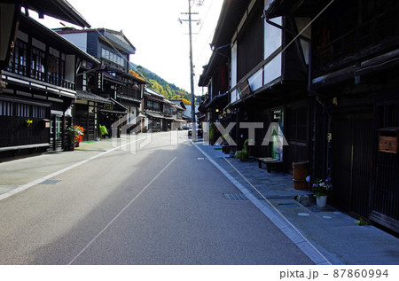 木曽路の木曽平沢宿の歴史の町並み 木曽路の木曽平沢宿の歴史の町並み 87860994