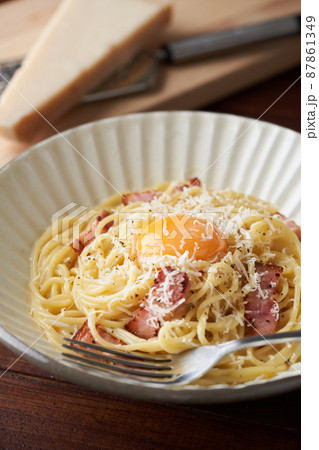 カルボナーラ 87861349