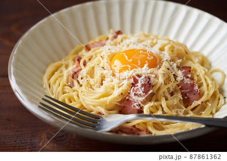 カルボナーラ カルボナーラ 87861362