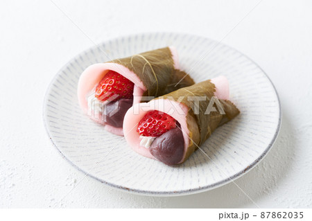 いちごさくら餅 87862035