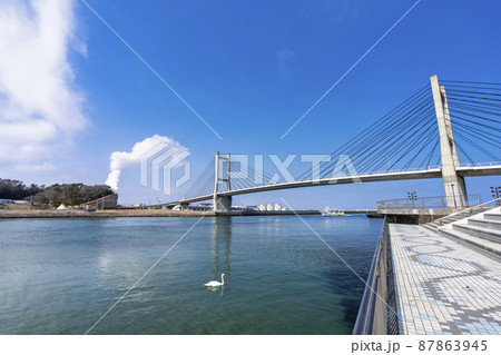 青空と松川浦大橋 福島県相馬市 青空と松川浦大橋 福島県相馬市 87863945