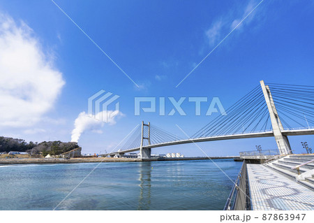 青空と松川浦大橋 福島県相馬市 青空と松川浦大橋 福島県相馬市 87863947