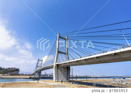 青空と松川浦大橋　福島県相馬市 87863953