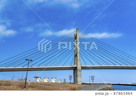 青空と松川浦大橋 福島県相馬市 青空と松川浦大橋 福島県相馬市 87863964
