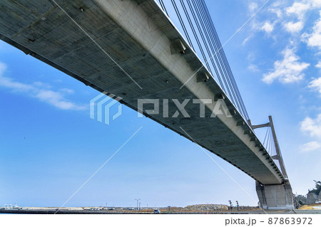 青空と松川浦大橋 福島県相馬市 青空と松川浦大橋 福島県相馬市 87863972