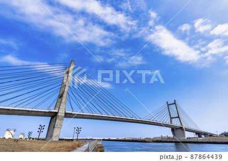 青空と松川浦大橋　福島県相馬市 87864439