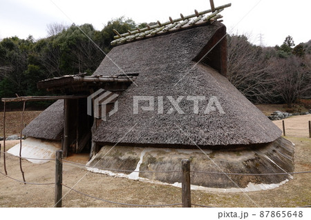 古代の竪穴式住居 古代の竪穴式住居 87865648