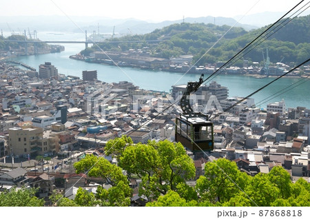 千光寺山ロープウェイと尾道の町並み 87868818