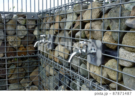 石造りの水道設備 石造りの水道設備 87871487