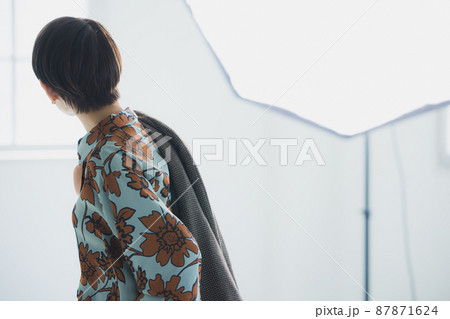 スタジオ モデル スタジオ モデル 87871624