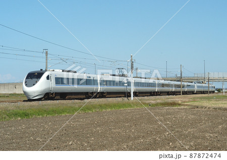 北陸本線　加賀笠間－美川　JR西日本　681系　T07+T17編成（金沢）　サンダーバード 87872474