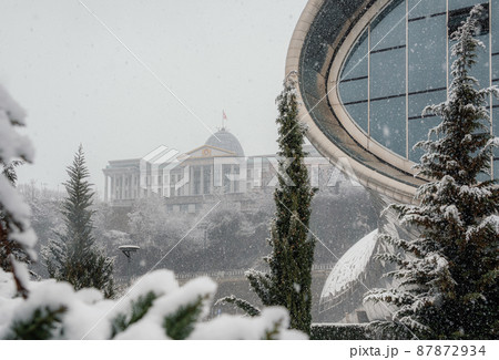 Official residence of Georgian President in Tbilisi covered with snow 87872934