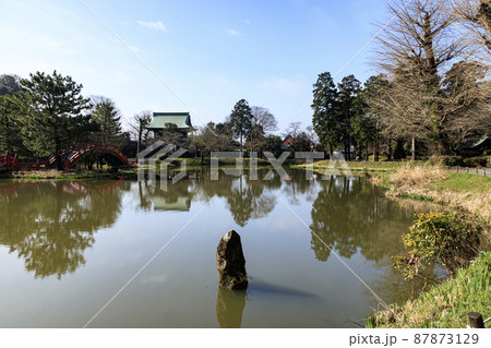 鎌倉殿の執権北条市ゆかりの神奈川県横浜市金沢区称名寺の早春 87873129