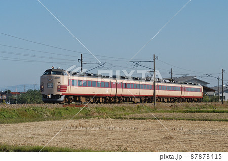 北陸本線　野々市－松任　JR西日本　485系（金沢）　松任　入場 87873415