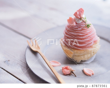 春スイーツ 桜モンブラン 87873561
