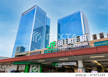 東京 港区 JR田町駅 三田口(西口)の都市風景 東京 港区 JR田町駅 三田口(西口)の都市風景 87875284