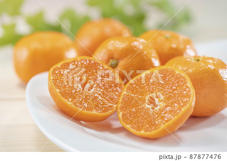 新蘭で美味しい蜜柑をカットしたイメージ 新蘭で美味しい蜜柑をカットしたイメージ 87877476