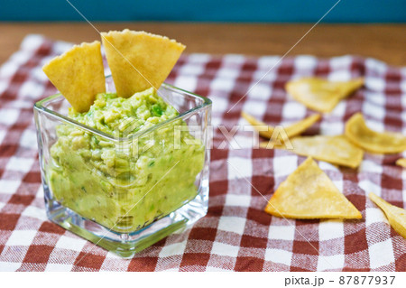 メキシコ料理のワカモーレ 87877937