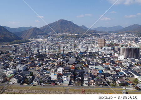 寺山公園から眺めた可部地区の街並 87885610