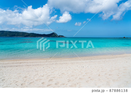 奄美大島の崎原ビーチ 奄美大島の崎原ビーチ 87886138