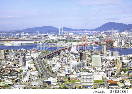 高塔山からの眺望　美しい若戸大橋（福岡県北九州市） 87886362