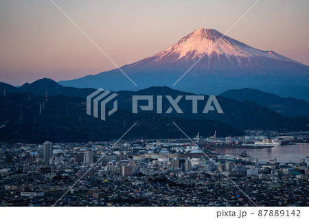 【静岡県】　日本平　富士山　夕景　 87889142