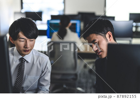 ビジネスシーン 87892155