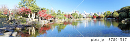 紅葉の徳川園(パノラマ写真) 紅葉の徳川園(パノラマ写真) 87894517