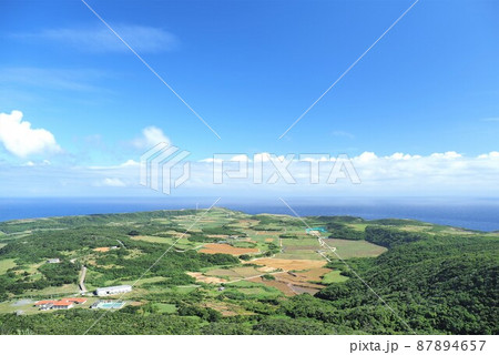 沖縄県 与那国島 宇部良岳 沖縄県 与那国島 宇部良岳 87894657