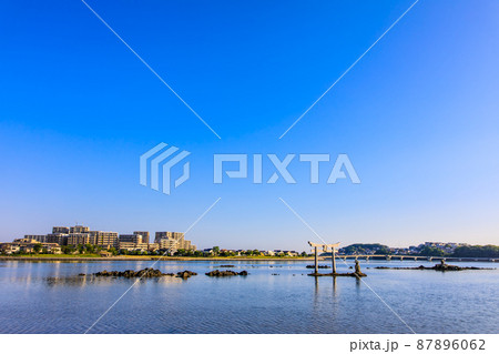 御島水域の朝風景(香椎浜北公園 御島神社) 【福岡市東区】 御島水域の朝風景(香椎浜北公園 御島神社) 【福岡市東区】 87896062