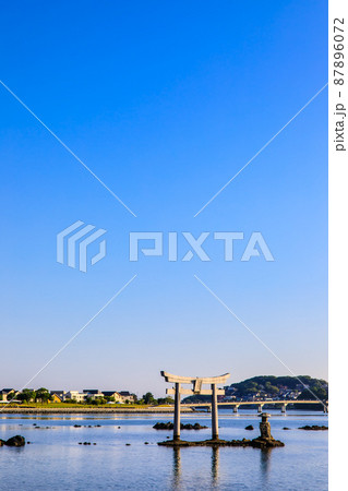 御島水域の朝風景（香椎浜北公園　御島神社）　【福岡市東区】 87896072