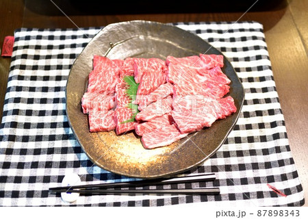 京都　亀岡牛の焼肉　皿盛 87898343