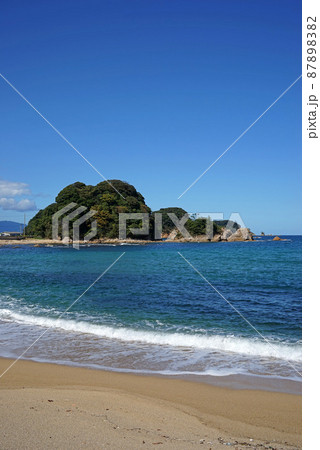 【京都府】舞鶴 三浜海岸(竜宮浜)の美しい海 京都府舞鶴市 【京都府】舞鶴 三浜海岸(竜宮浜)の美しい海 京都府舞鶴市 87898382