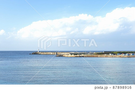 沖縄県 与那国島 久部良港 沖縄県 与那国島 久部良港 87898916
