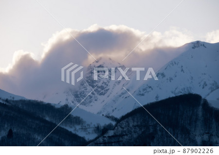 美しい雪山 美しい雪山 87902226