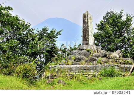 足柄城址より富士山を望む 87902541