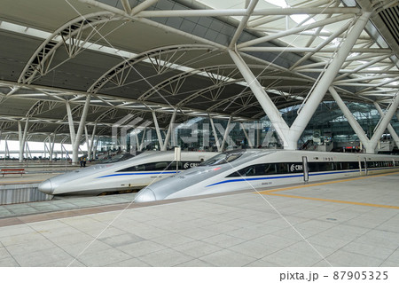 中国の鉄道 高鉄 広州南駅 87905325