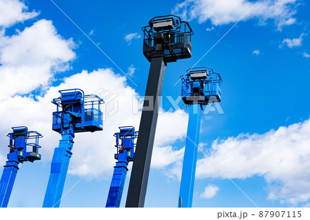 高所作業車　トラック式　電気工事用 87907115