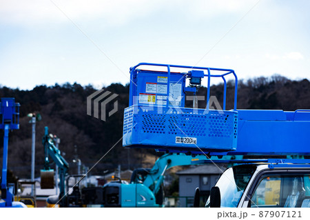 高所作業車 トラック式 電気工事用 高所作業車 トラック式 電気工事用 87907121