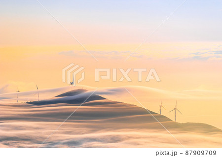 メボンサン 雲海 朝 87909709