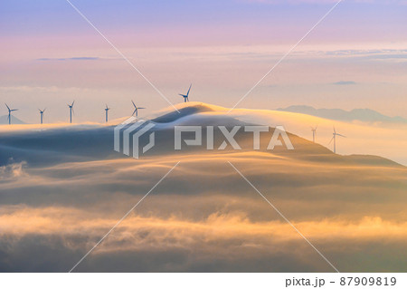 メボンサン 山 夜明け 87909819