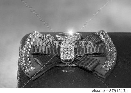 Diamond Engagement Ring 87915154