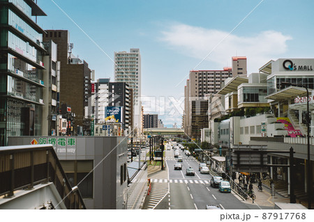 休日の天王寺・あべの筋 87917768