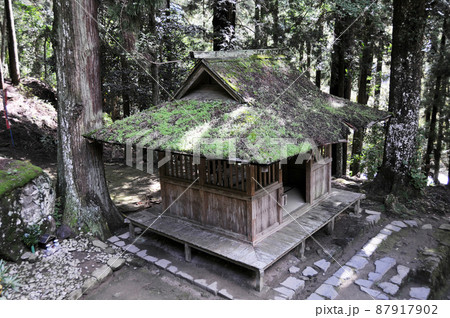 室生寺 天神社の拝殿 奈良県宇陀市 室生寺 天神社の拝殿 奈良県宇陀市 87917902