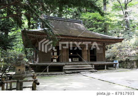 室生寺　弥勒堂　奈良県宇陀市 87917935