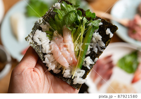 赤海老の手巻き寿司 87921580