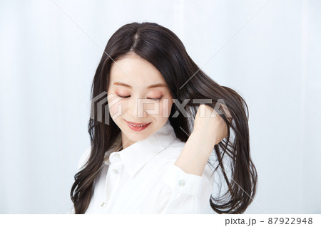 髪の毛のキレイな女性 髪の毛のキレイな女性 87922948