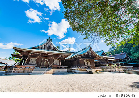 岡山県岡山市　吉備津彦神社　～拝殿と祭文殿～ 87925648