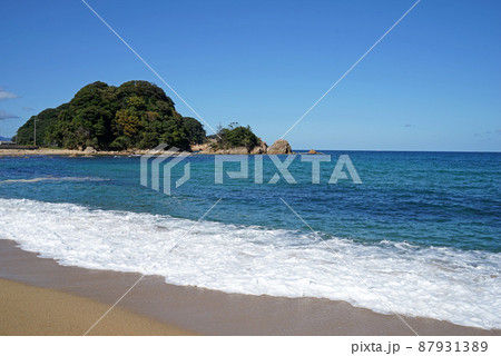 【京都府】舞鶴 三浜海岸(竜宮浜)の美しい海 京都府舞鶴市 【京都府】舞鶴 三浜海岸(竜宮浜)の美しい海 京都府舞鶴市 87931389